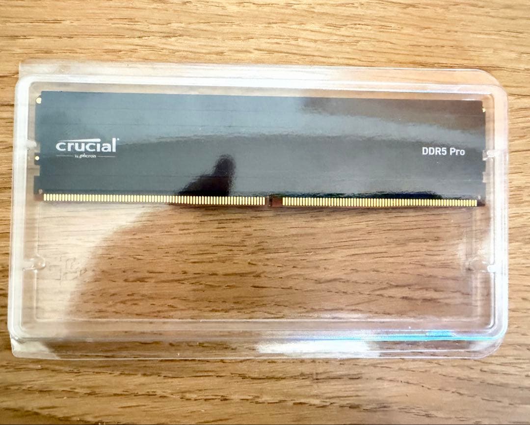 未使用 Crucial PRO DDR5 メモリー　32GB