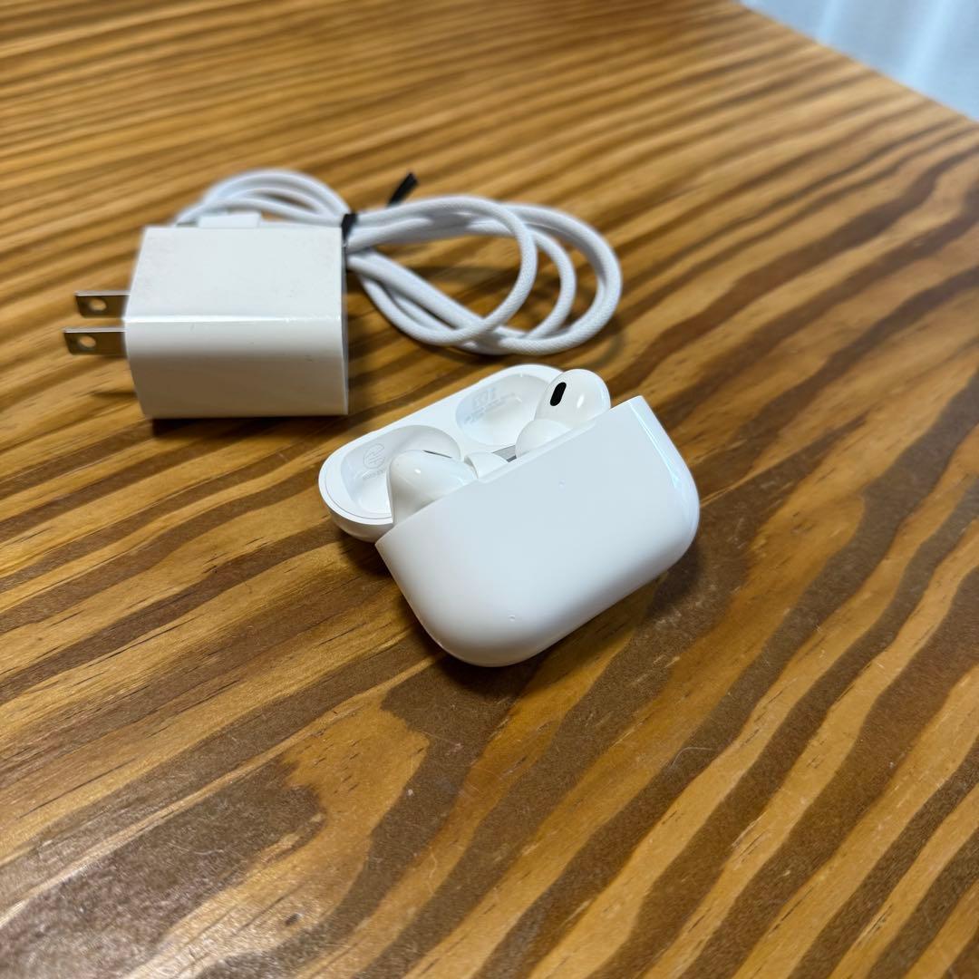 R*様 【美品】AirPods Pro 第2世代 Apple純正品