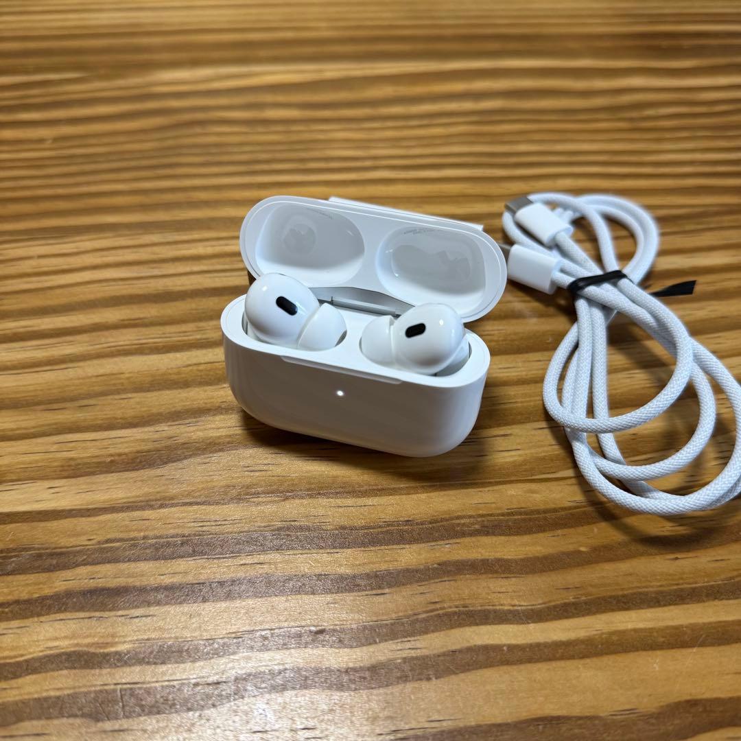 R*様 【美品】AirPods Pro 第2世代 Apple純正品