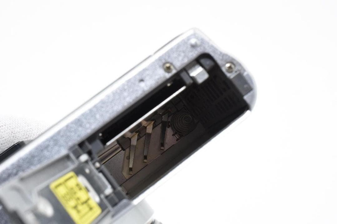 OLYMPUS オリンパス PEN E-PM1 レンズキット ミラーレスカメラ