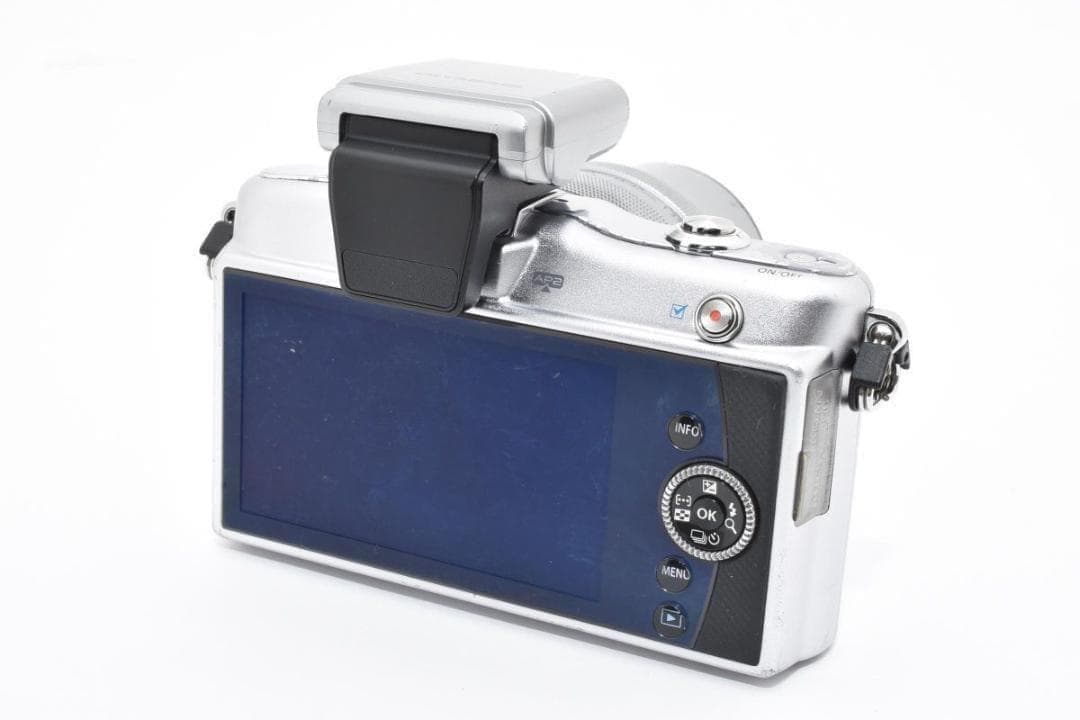 OLYMPUS オリンパス PEN E-PM1 レンズキット ミラーレスカメラ