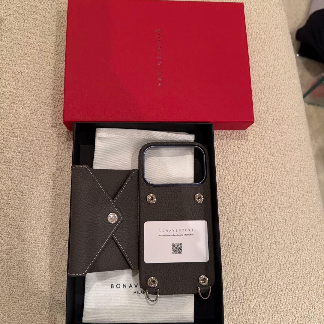 Bonaventura iPhone 17 Pro スナップボタン 付きケース