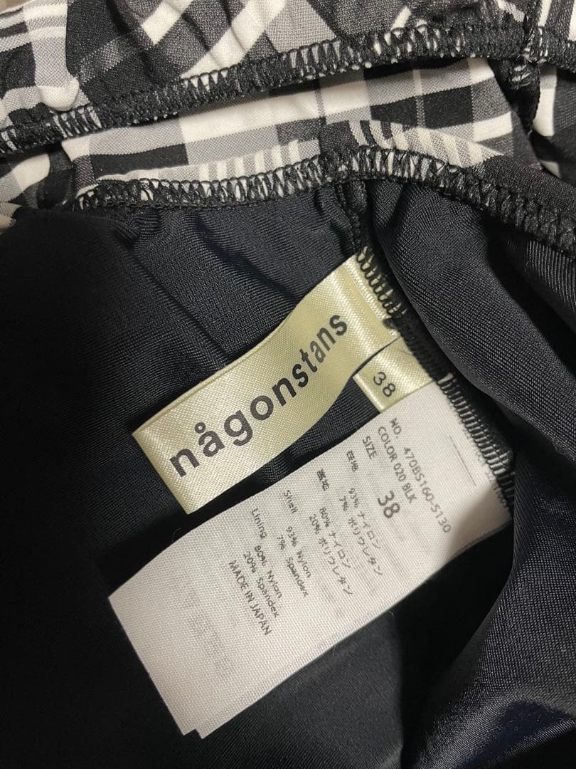 うめ！新品未使用ナゴンスタンス 水着