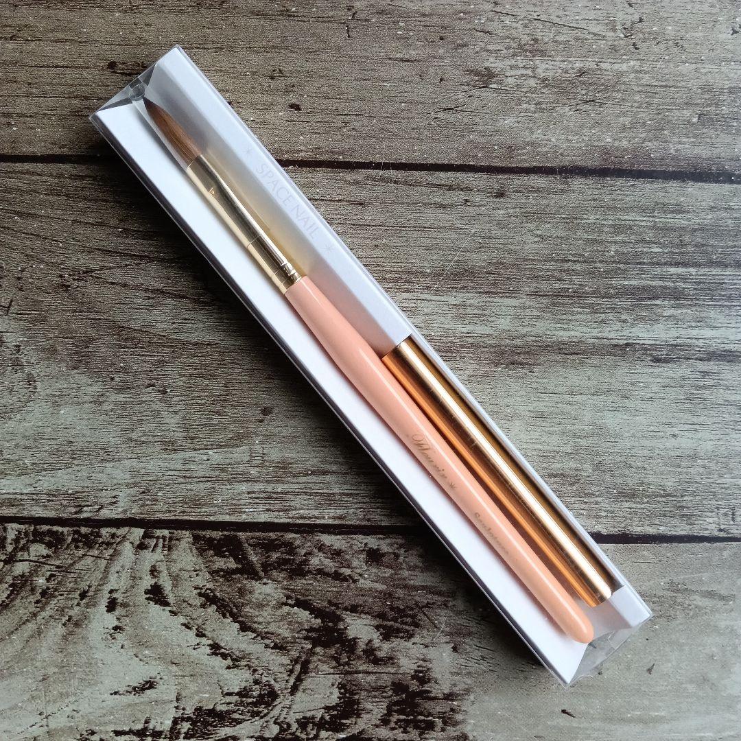 スカルプチュアブラシ　フルーリア