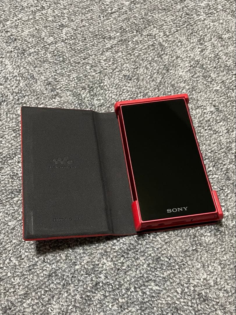 WALKMAN SONY NW-A106 32GB レッド ＋ 手帳型ケース