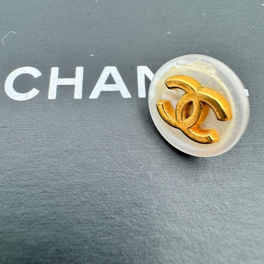 CHANEL ピアス　片耳　ココマーク　ゴールド　刻印あり