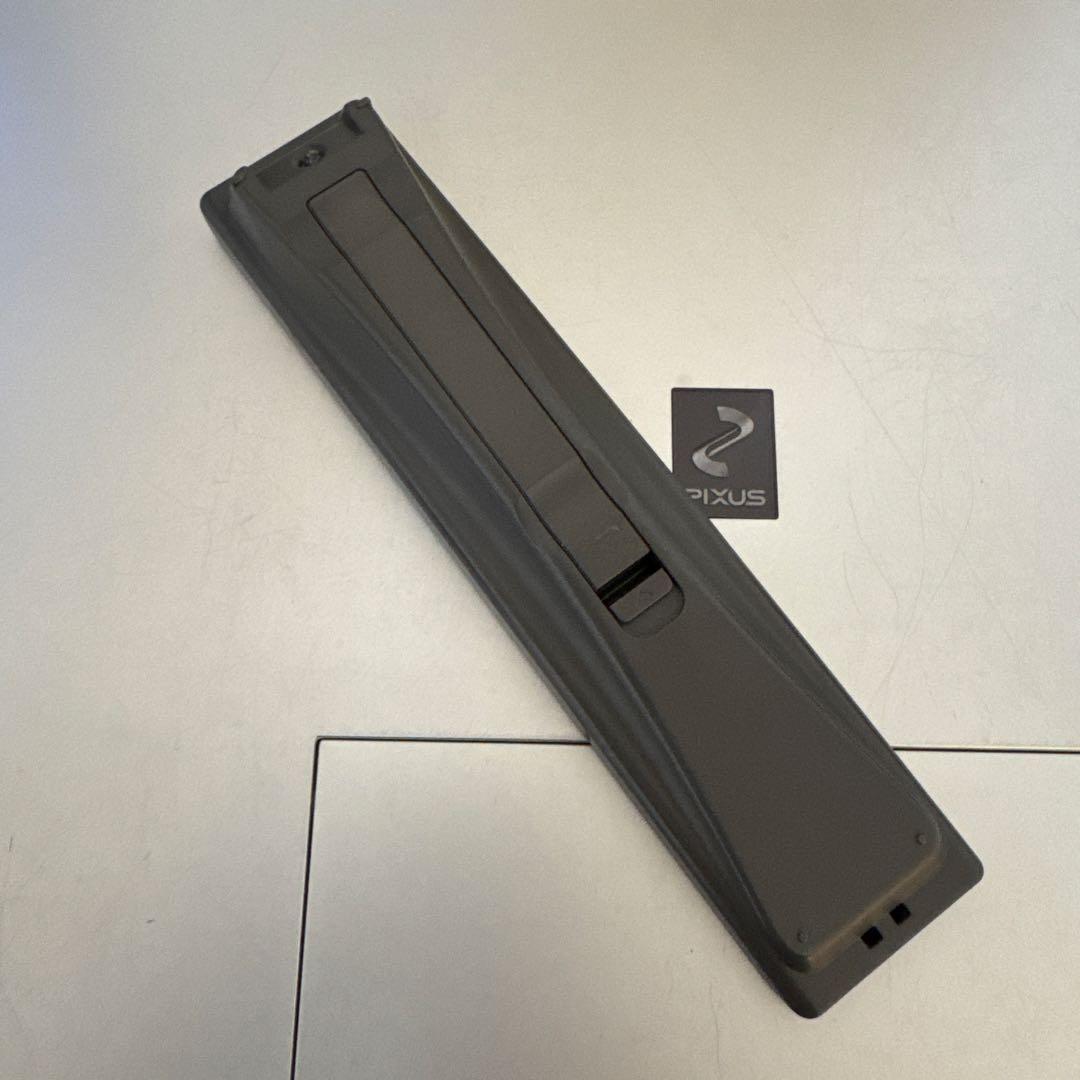 送料無料　当時上位モデル　HITACHI Wooo L37-XP05 液晶テレビ