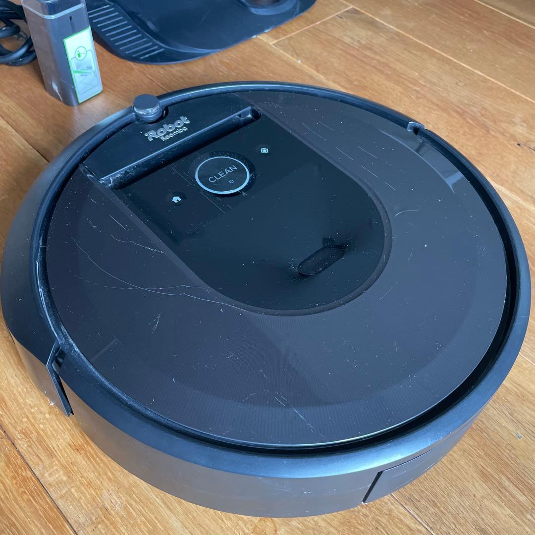 Roomba i7+クリーンベース付 ロボット掃除機 本体 ルンバ