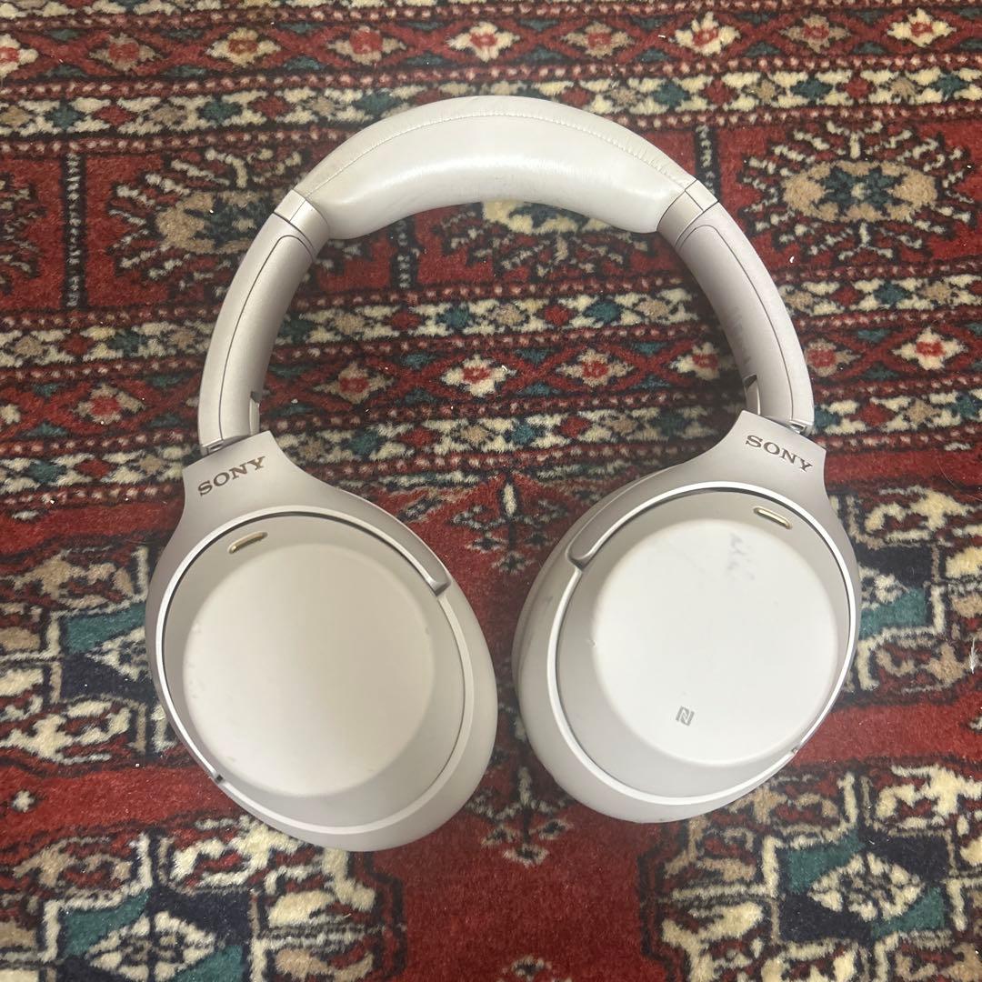[美品] [箱・ケース付属品付き] SONY WH-1000XM3