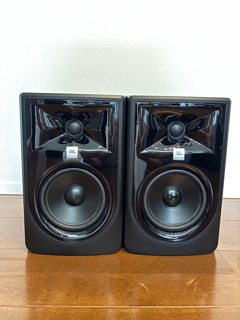 JBL LSR305 パワードスタジオモニタースピーカー ペア