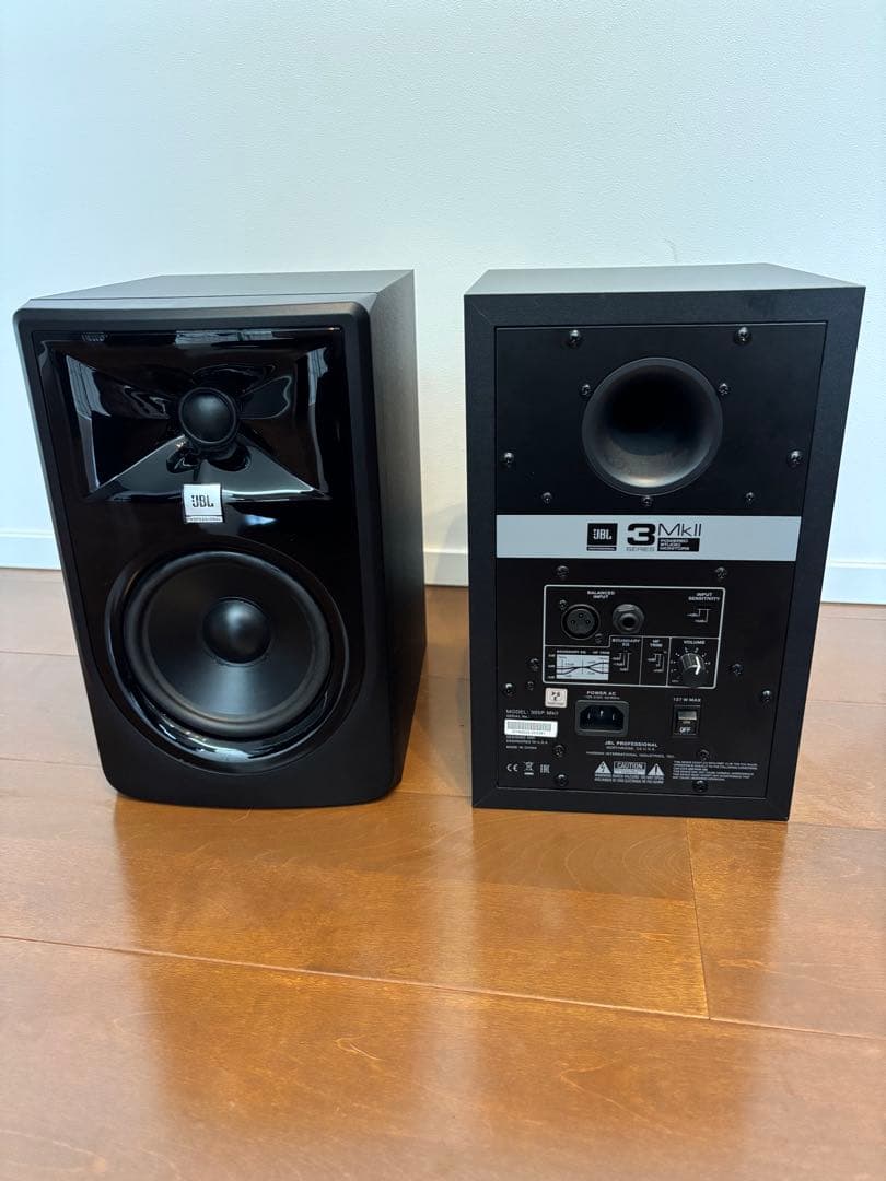 JBL LSR305 パワードスタジオモニタースピーカー ペア