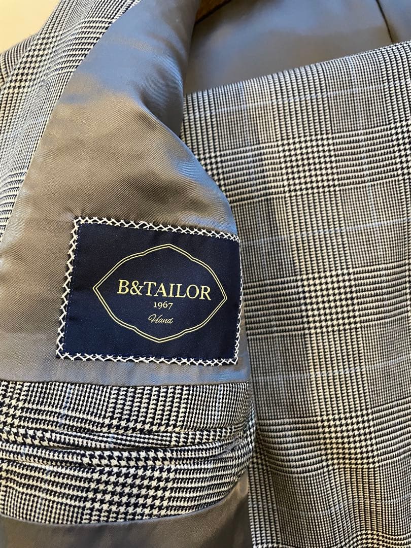 【B&Tailor ビーアンドテイラー】ダブルスーツ