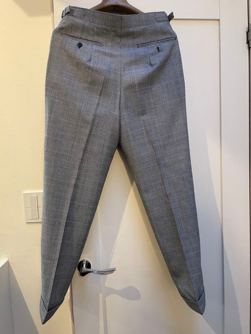 【B&Tailor ビーアンドテイラー】ダブルスーツ