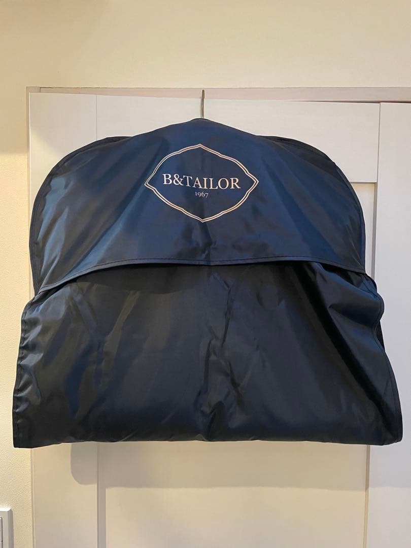 【B&Tailor ビーアンドテイラー】ダブルスーツ