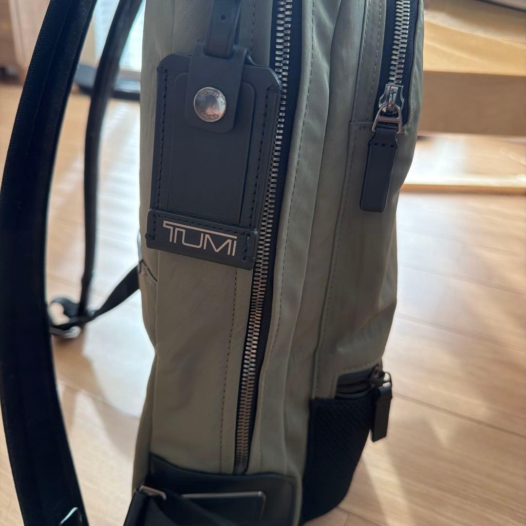 早い者勝ち ほぼ新品 Tumi バックパック