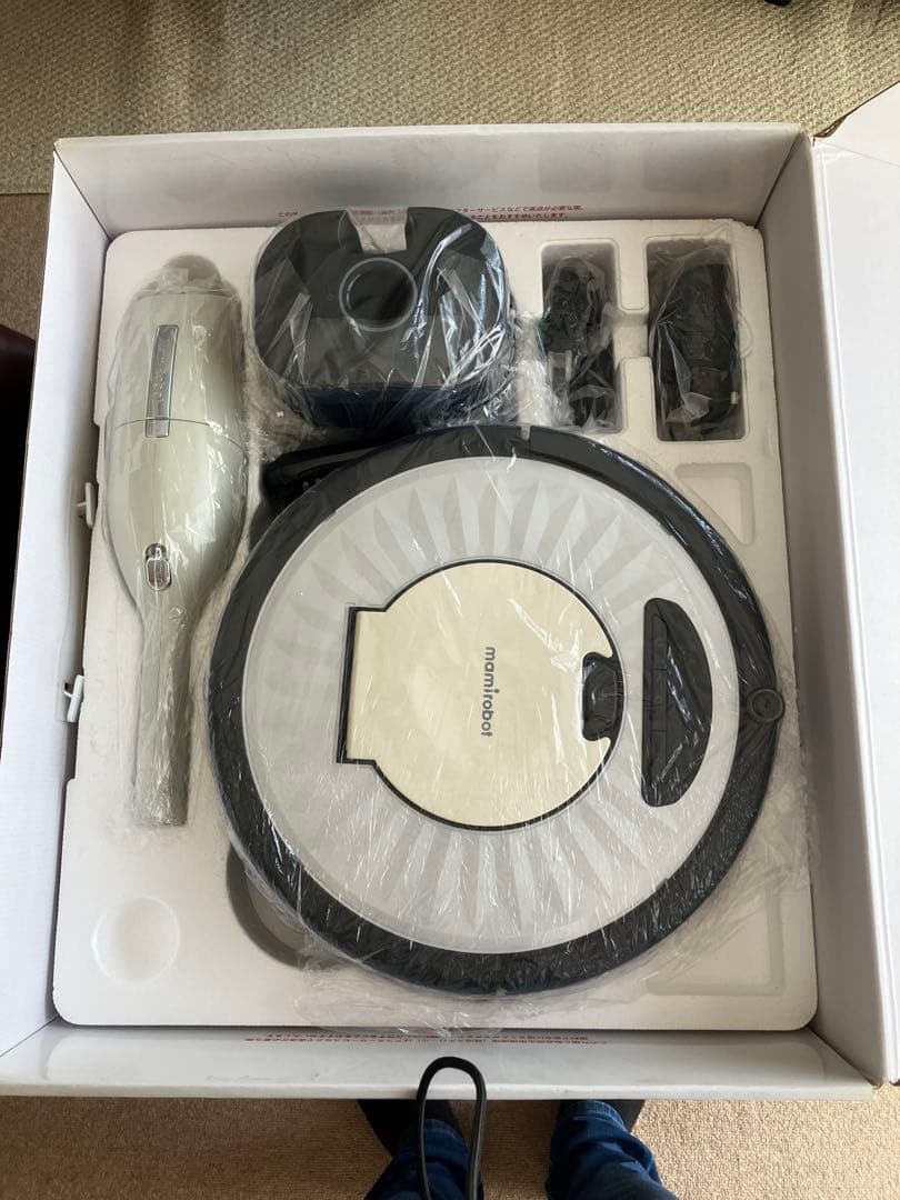 未使用品になります。 倉庫保管の為、箱に擦れ汚れがあります。