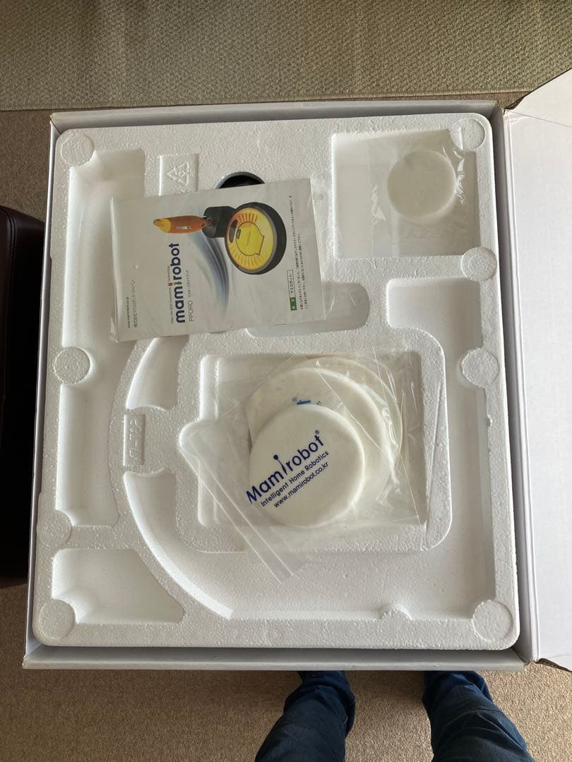 未使用品になります。 倉庫保管の為、箱に擦れ汚れがあります。