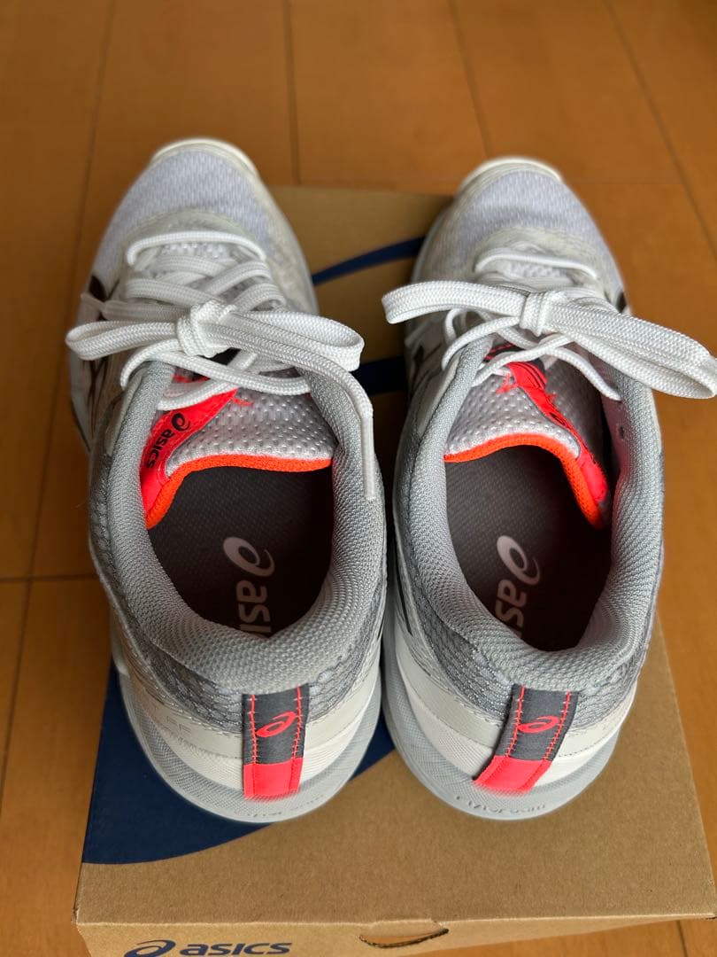 アシックス　バレーボールシューズ　V-SWIFT FF4 23.5㎝