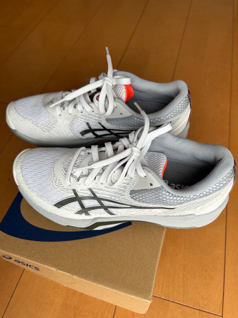 アシックス　バレーボールシューズ　V-SWIFT FF4 23.5㎝