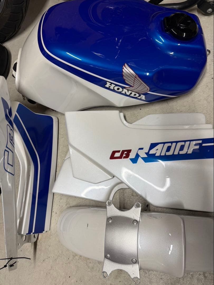 cbr400f外装セット 2型純正カラー