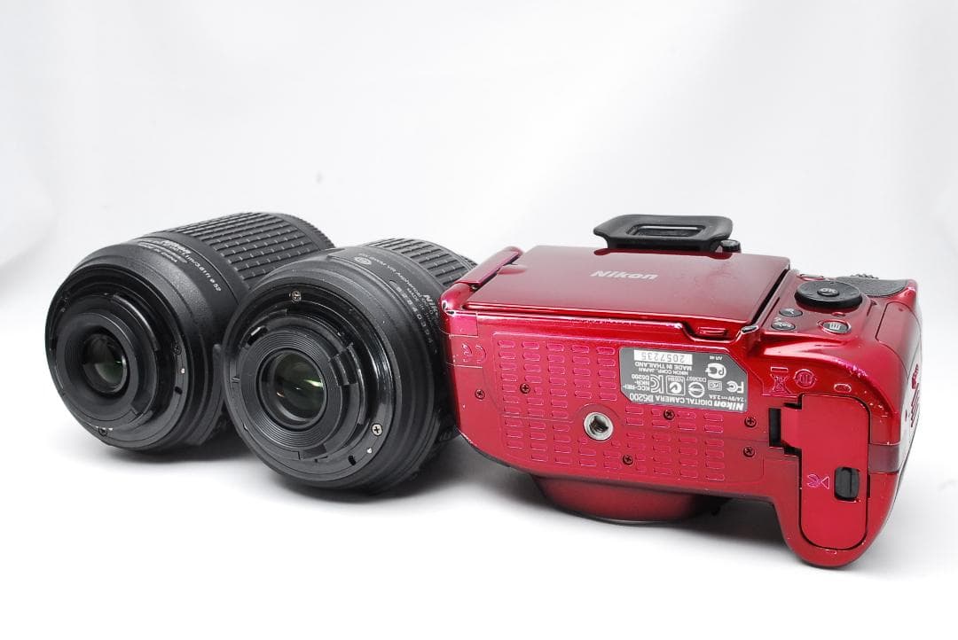♥ Nikon D5200 ♥スマホ転送♥希少色レッド♥ニコン♥