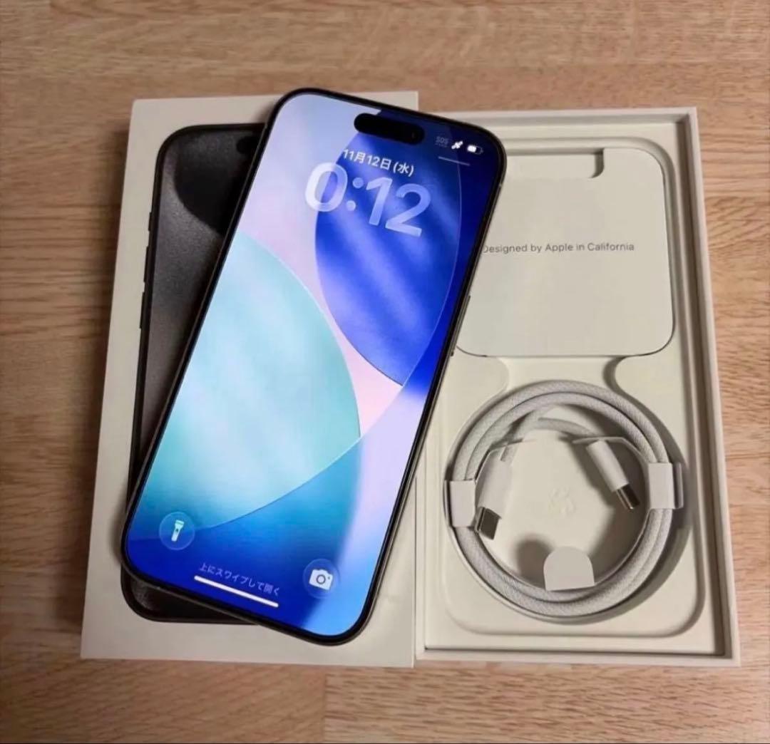 iPhone 15 Pro 256GB BT100% ホワイトチタニウム