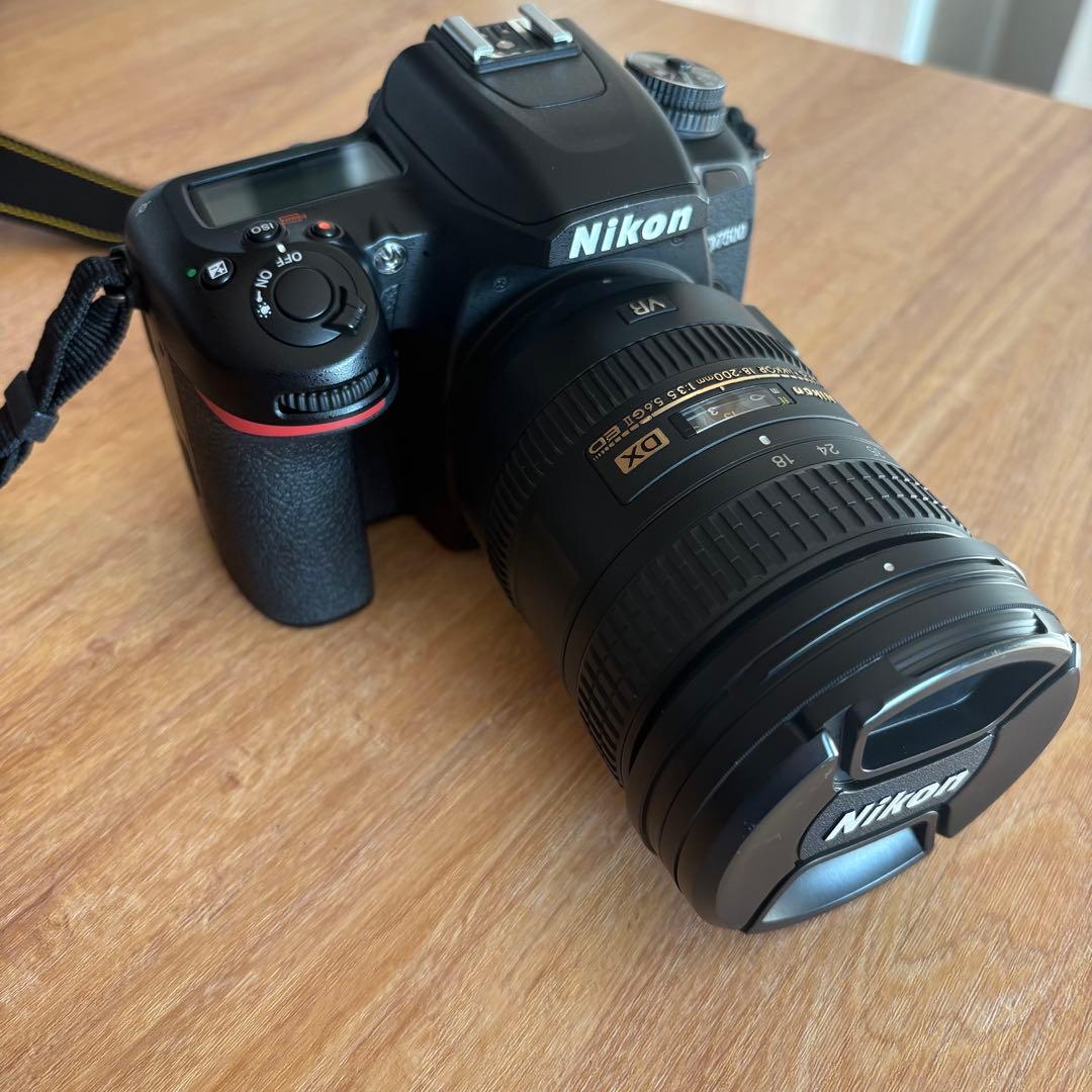 Nikon D7500 デジタル一眼レフカメラ