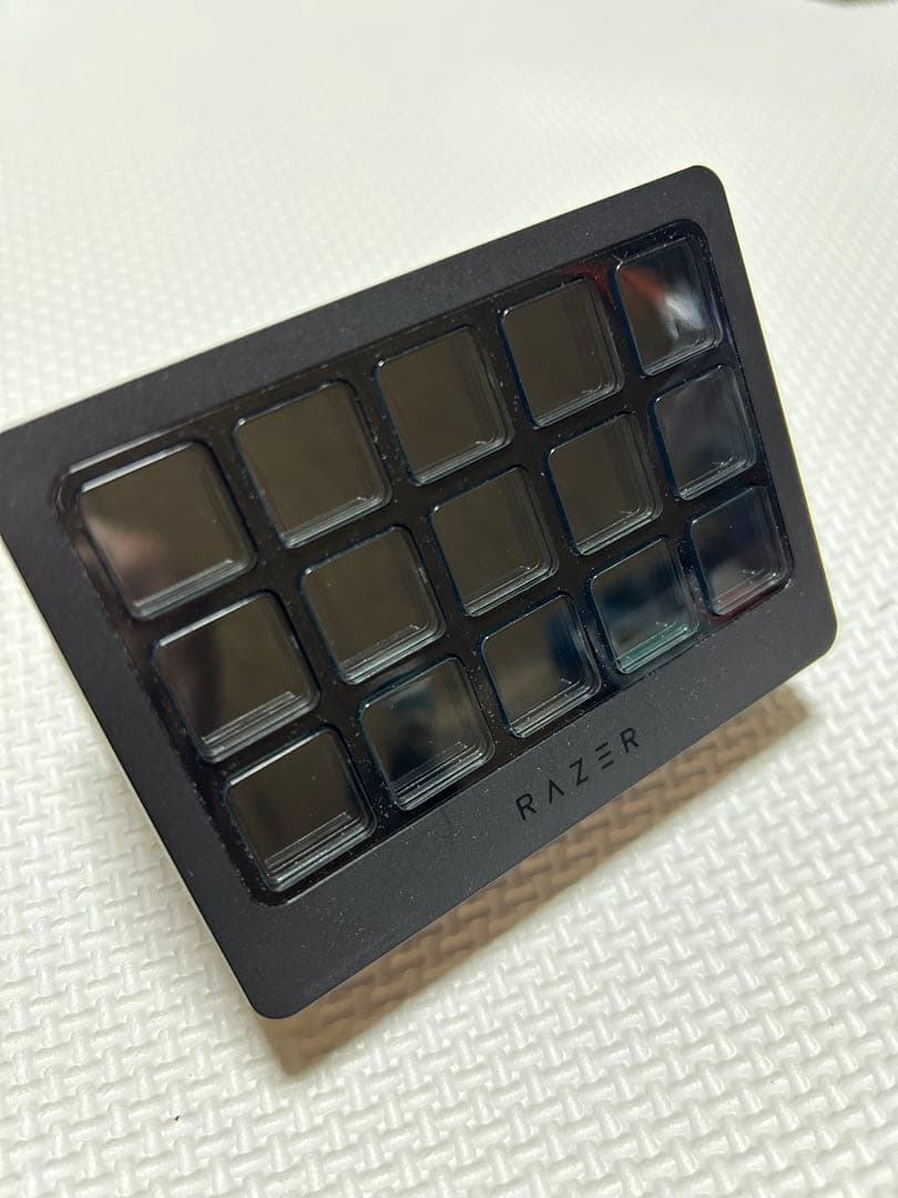 分配器・切替器 Razer Stream Controller X