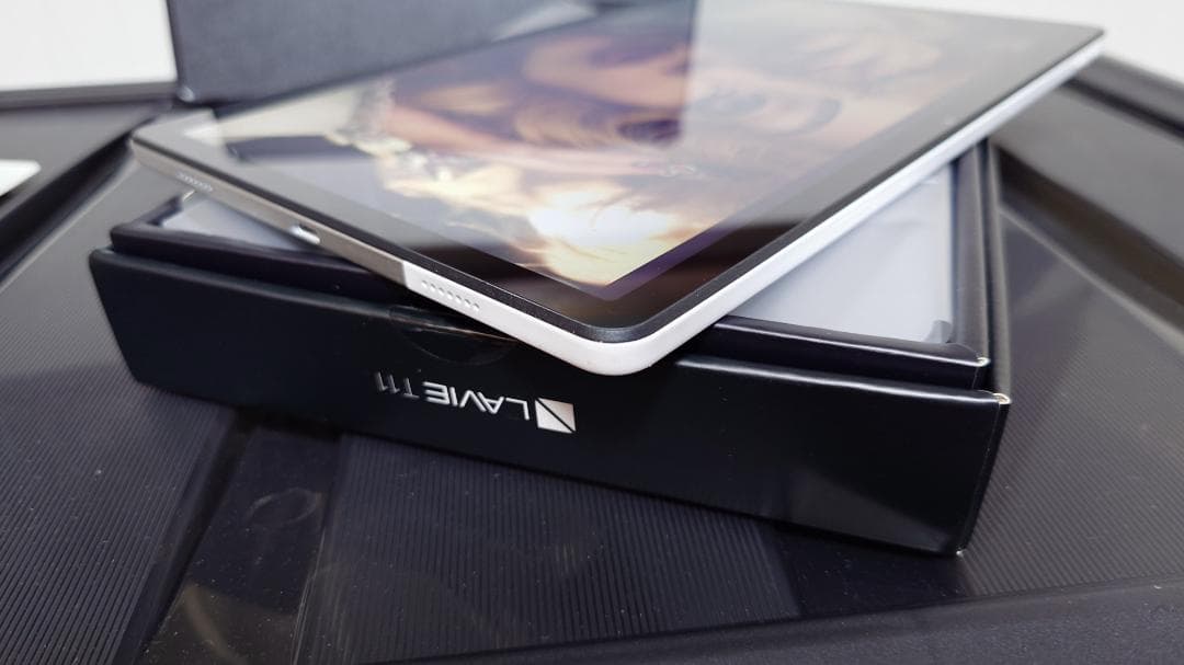 【美品】NEC タブレット 11インチ LAVIE T11