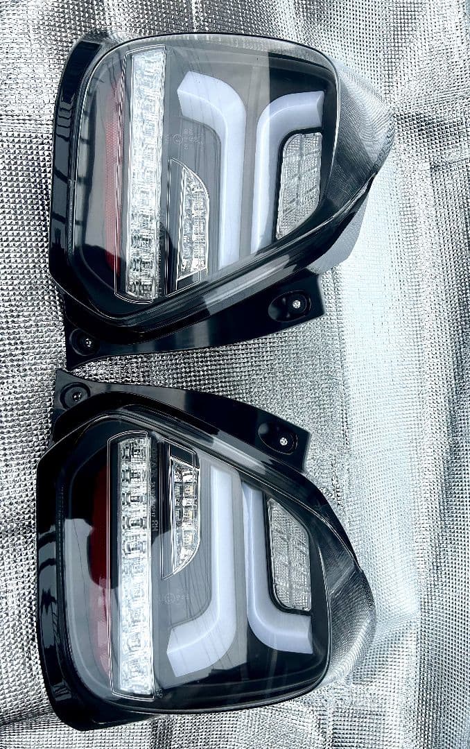 ZC33Sスイフトスポーツ SONAR製LEDテールランプ