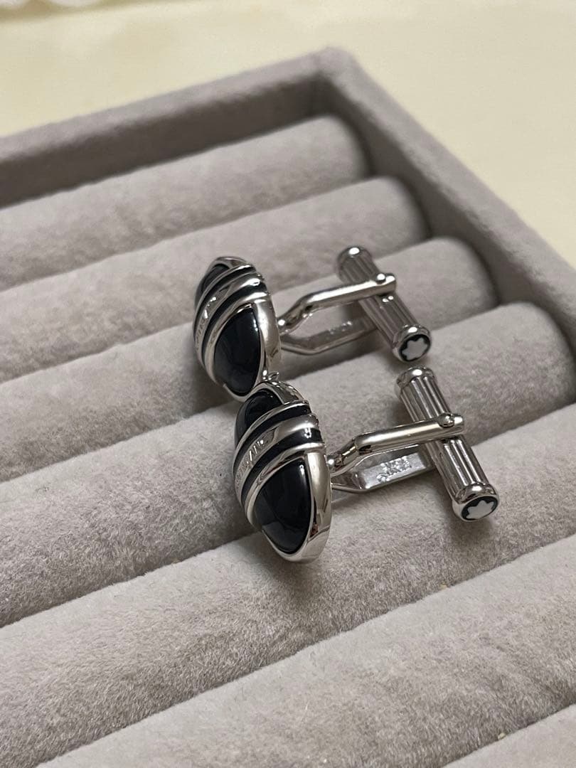 美品　MONTBLANC カフス　オニキス　 オーバル　シルバー　ブラック