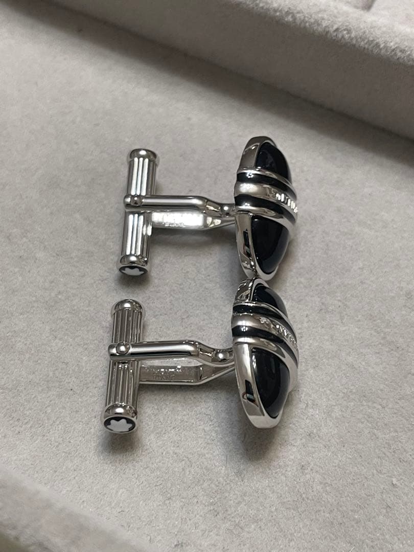 美品　MONTBLANC カフス　オニキス　 オーバル　シルバー　ブラック