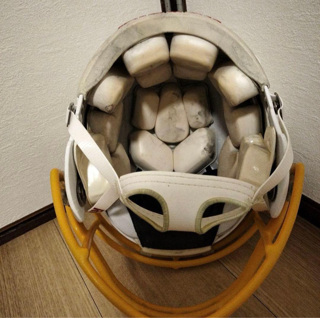 アメフト ヘルメット Mサイズ