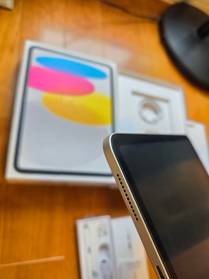 Apple iPad 第11世代 A16 128GB （フイルム、ケース込み）