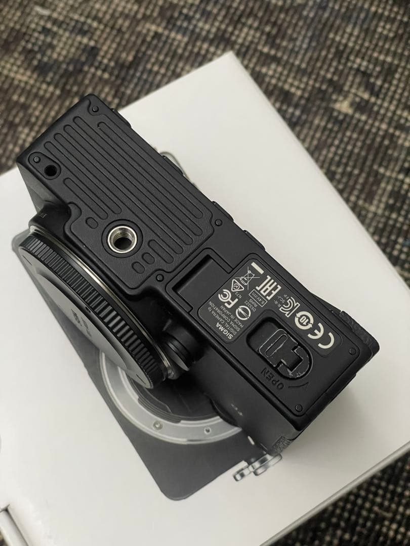 SIGMA fp ミラーレス一眼カメラ ボディ