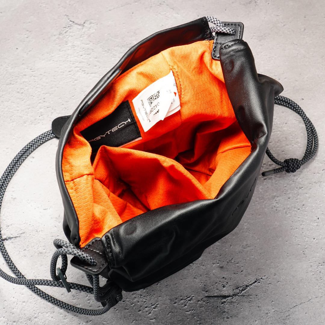 SONY α6000 パワーズームレンズキット シルバー カメラバッグ付 動作◎