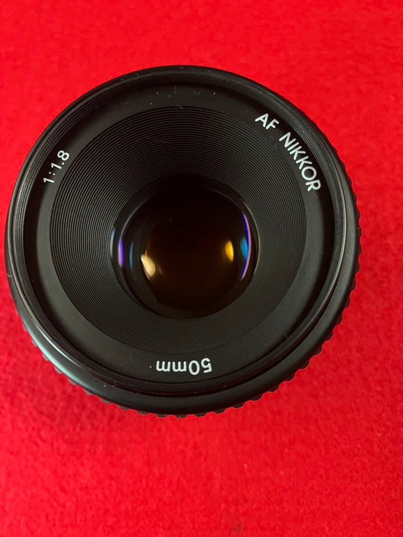 衝撃大特価！これが新品同様 Ｄ750 Ｓ数11700回 50mm1.8付き