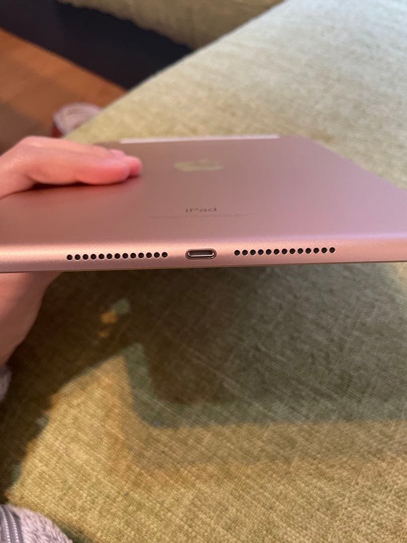 iPad 第6世代 Wi-Fiモデル 32GB ピンクゴールド