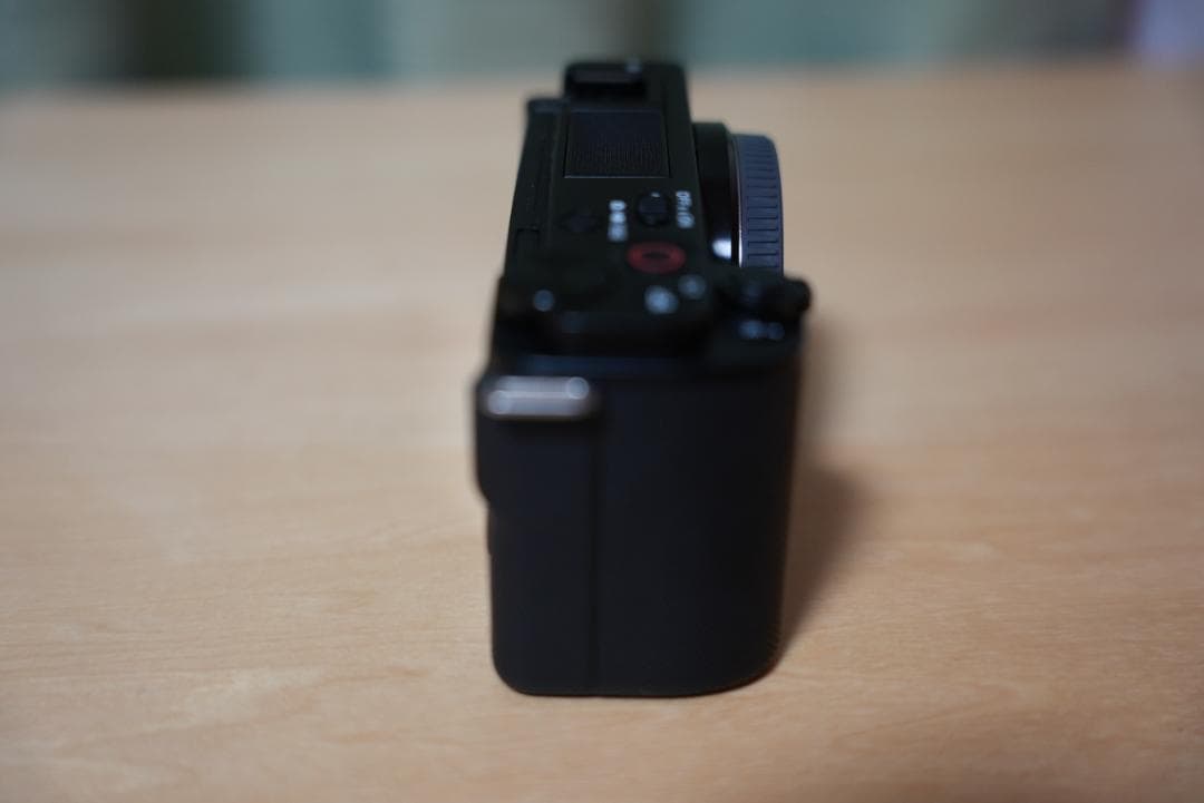 SONY ZV-E10　新品同様品 ボディ