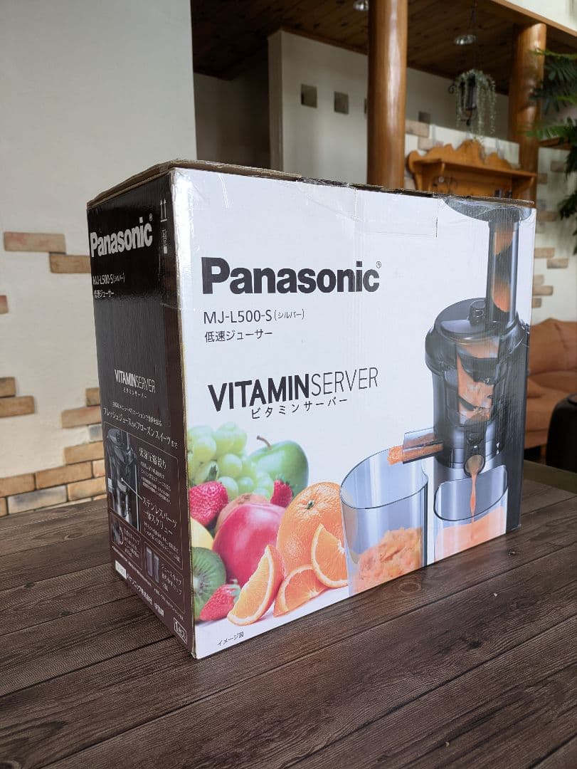 【新品未使用】 Panasonic 低速ジューサー ミキサー MJ-L500-S