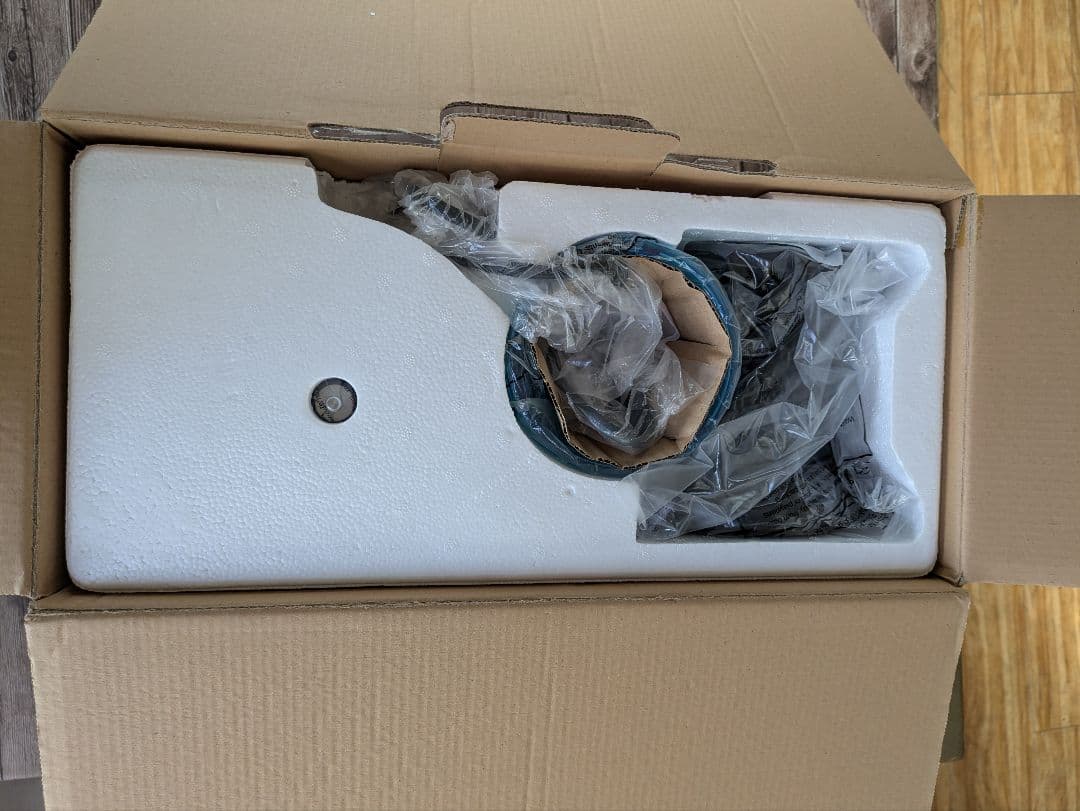 【新品未使用】 Panasonic 低速ジューサー ミキサー MJ-L500-S