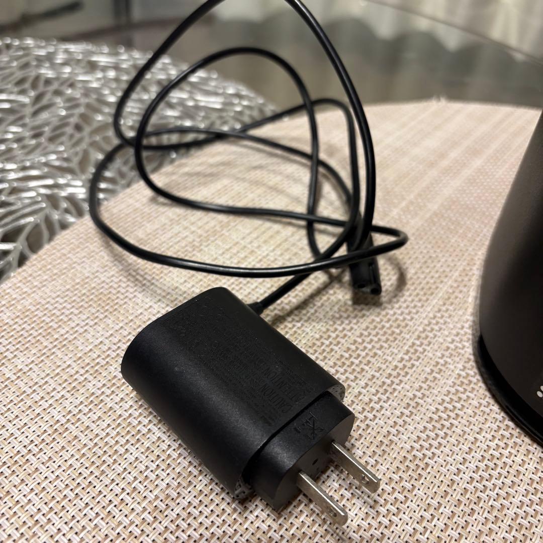 Braun メンズ電気シェーバー 充電スタンド付き　9250cc