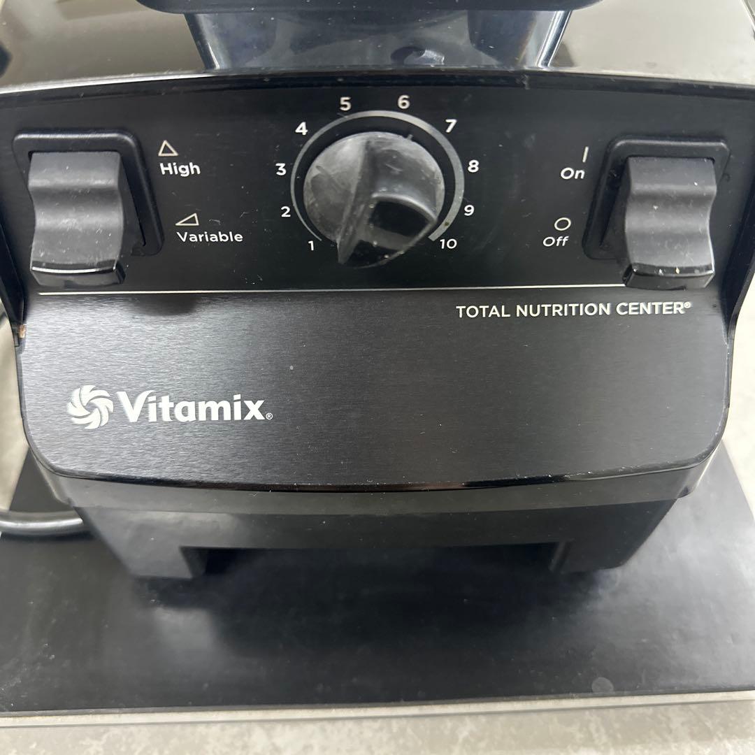 ブラック　Vitamix◆ミキサー・フードプロセッサー VM0111 ブラック