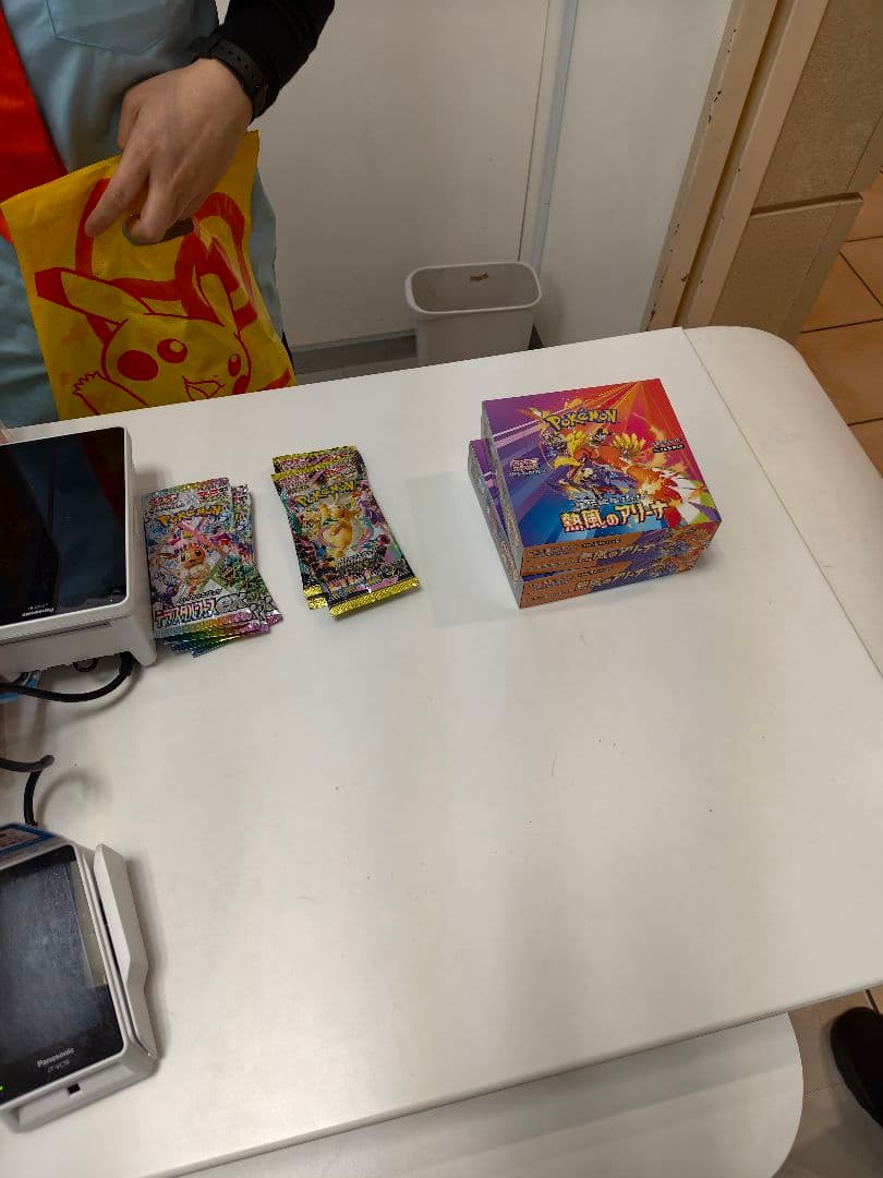 未開封　新品　シュリンクなし　熱風のアリーナ　4BOX セット