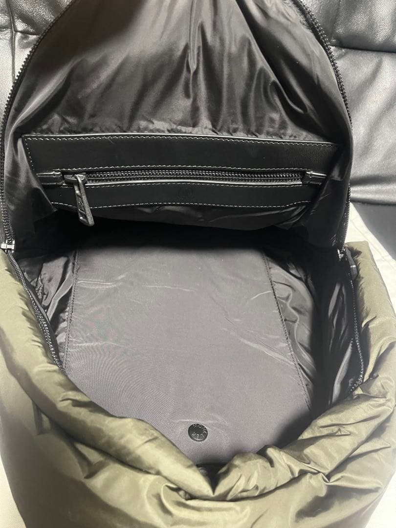 極上★希少♪国内正規モンクレール LEGERE レジェール ダウンリュック