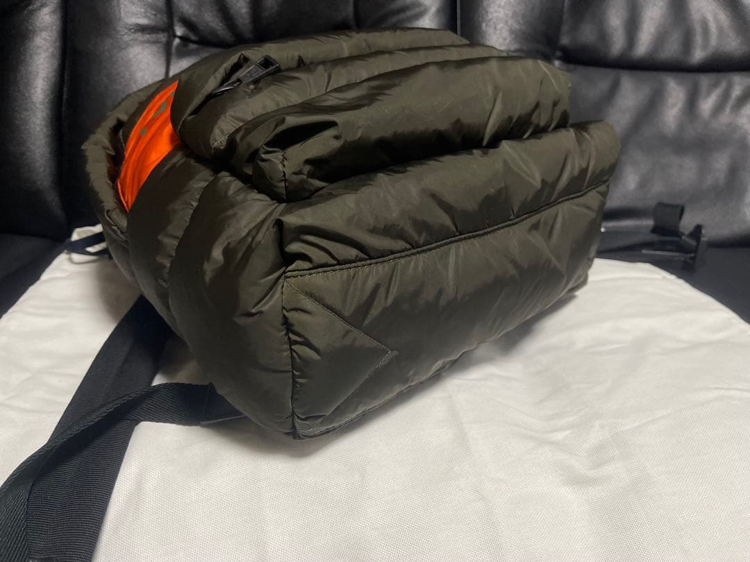 極上★希少♪国内正規モンクレール LEGERE レジェール ダウンリュック