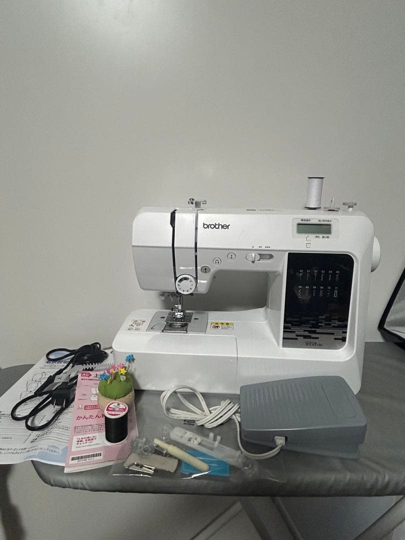 brother コンピュータミシンSENSIA130　CPN5102 カバー付