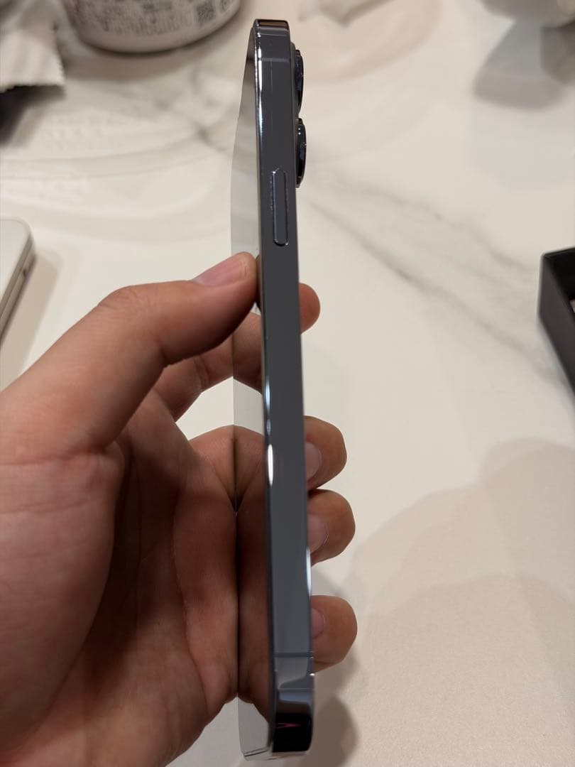 【きゅきゅ】iPhone 13 Pro Max 512GB SIMフリー