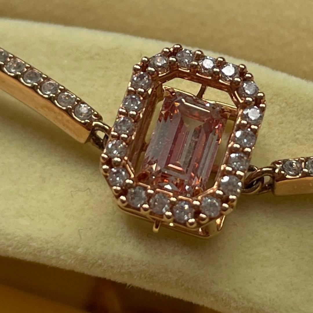 新品【定価2.4万】現行品スワロフスキーMillenia バングルボックスなし