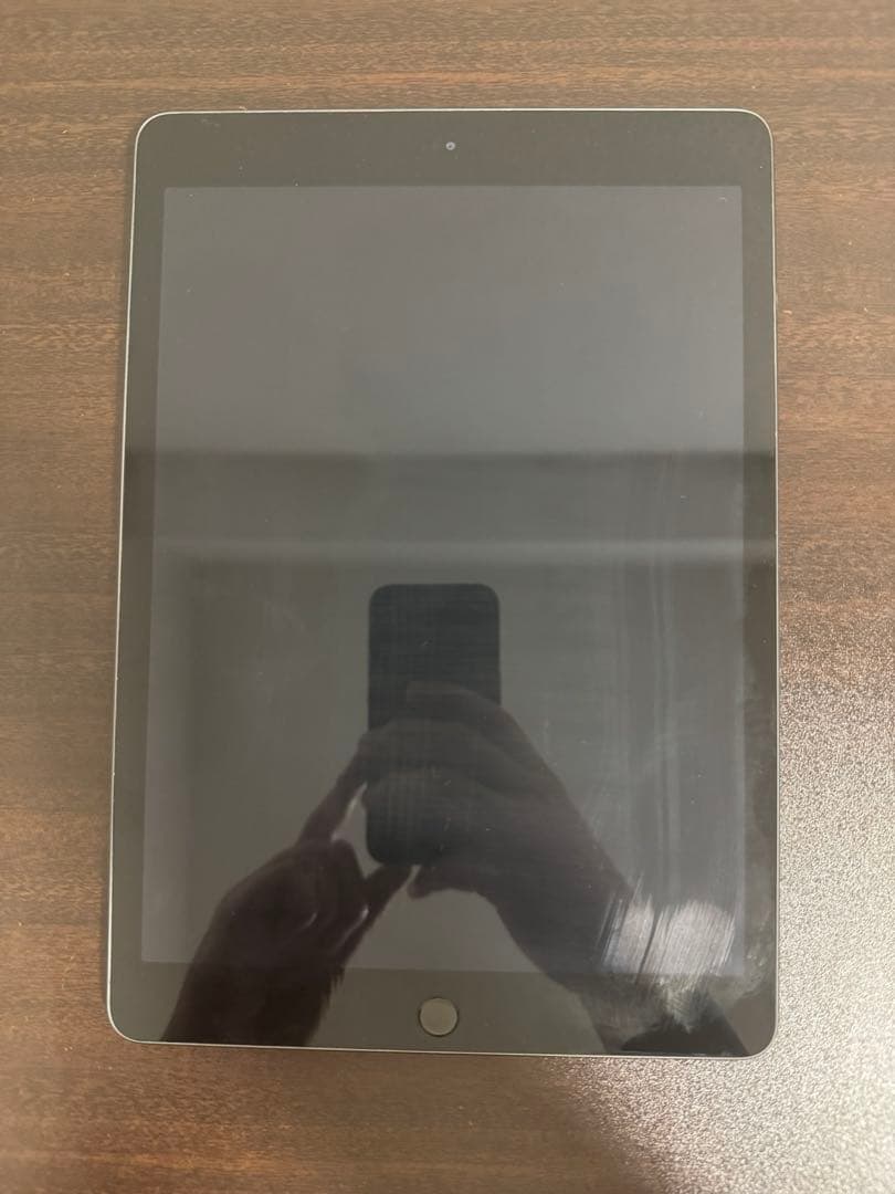 iPad 第8世代 スペースグレイ32GB Logicool トラックパッド